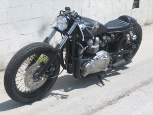 IMG_9250_http---garagecompany.com-bikes-custom-2006triumph-index.html-2